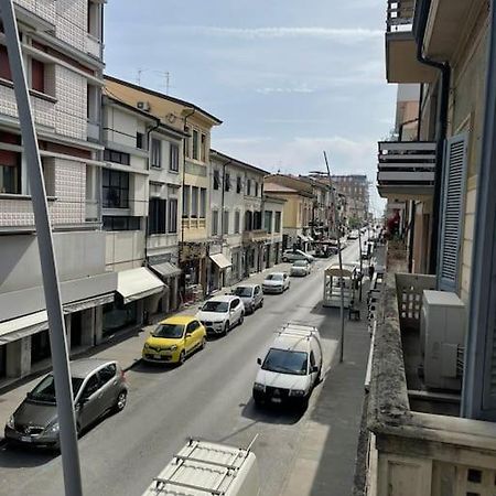 Garibaldi 86 Villa Viareggio Dış mekan fotoğraf